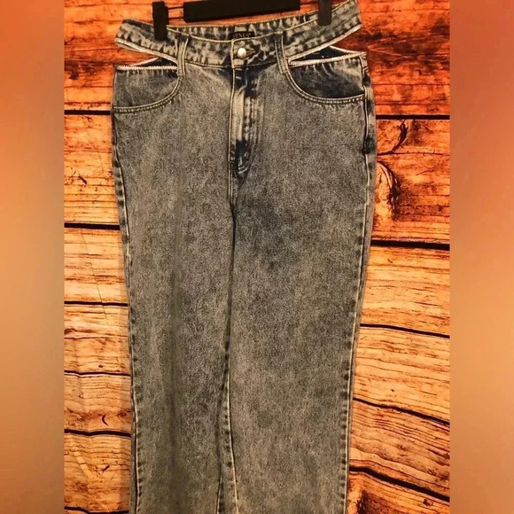 Women’s Wide leg diamond studded jeans size 10 - Picture 9 of 16